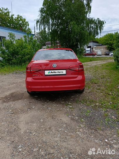 Volkswagen Jetta 1.6 AT, 2015, 128 800 км