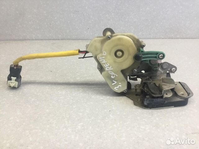 Замок двери задней левой Kia Sorento 2003-2009