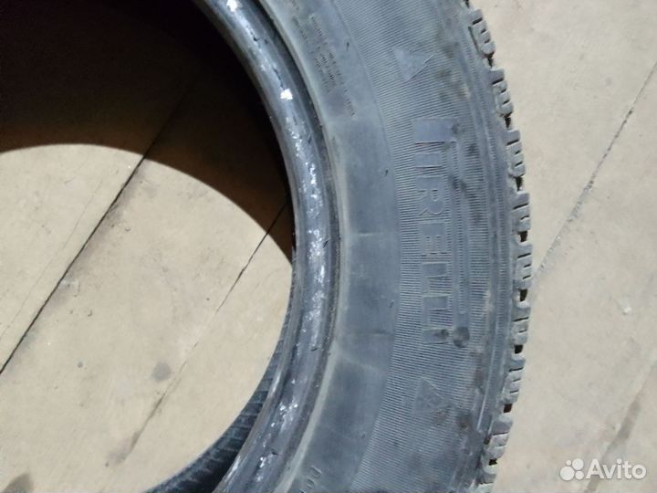 Pirelli Chrono 215/65 R16