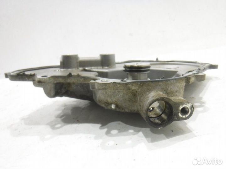 Крышка двигателя Ниссан