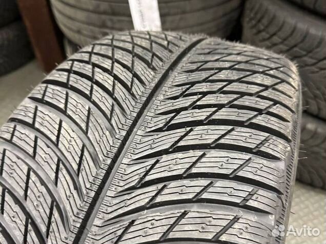 Michelin Pilot Alpin 5 SUV 255/40 R22