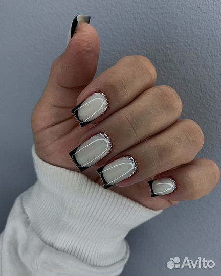 Маникюр/педикюр