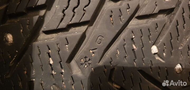 Nokian Tyres Hakkapeliitta 8 205/55 R17 95T