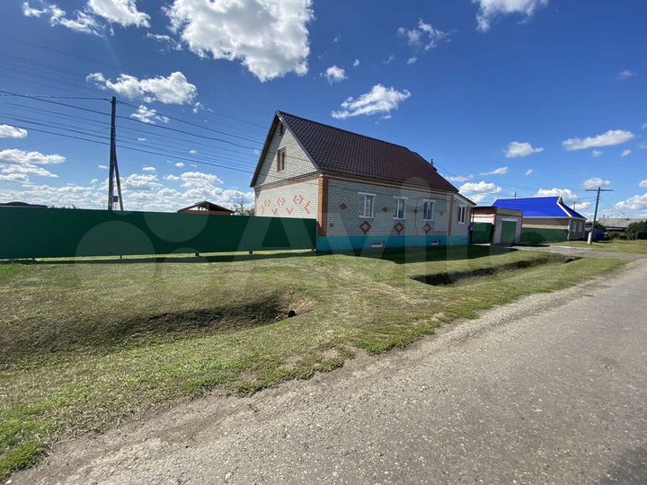 Дом 157,9 м² на участке 50 сот.