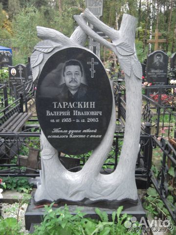 Памятник из гранита