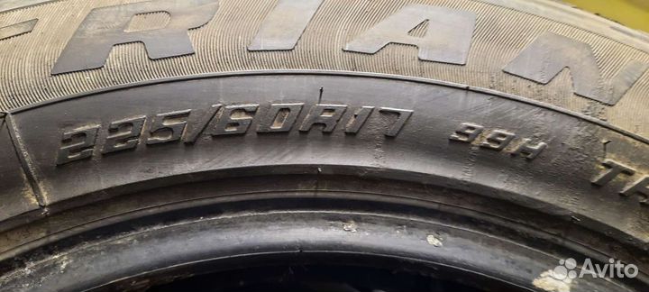 Triangle TR257 225/60 R17 99H
