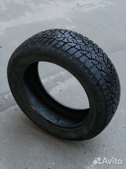 Bridgestone Blizzak Spike-02 SUV 235/55 R18