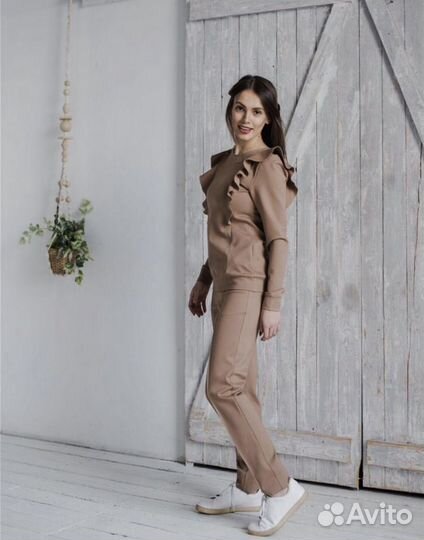 Новый костюм с секретами для кормления IVA design