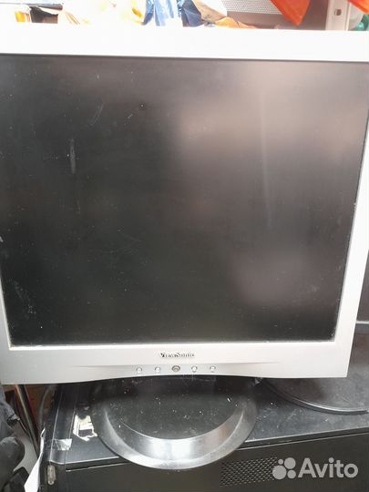 Монитор Viewsonic арт и70- 4138