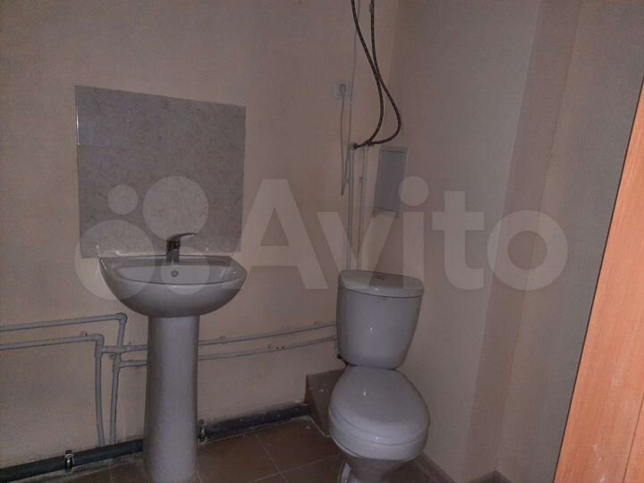 4-к. квартира, 80 м², 2/4 эт.