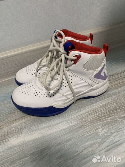 Кроссовки demix 33