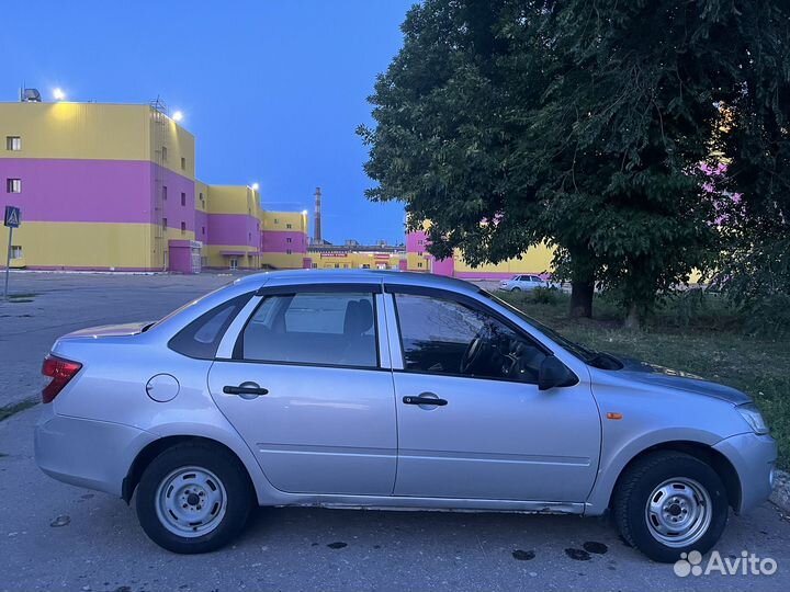 LADA Granta 1.6 МТ, 2015, 187 000 км