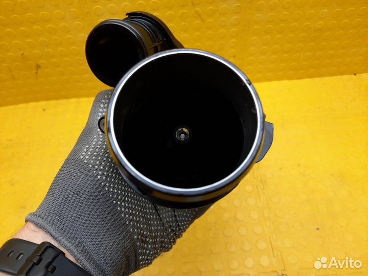 Б/У Патрубок В хорошем состоянии, оригиналnnУ нас