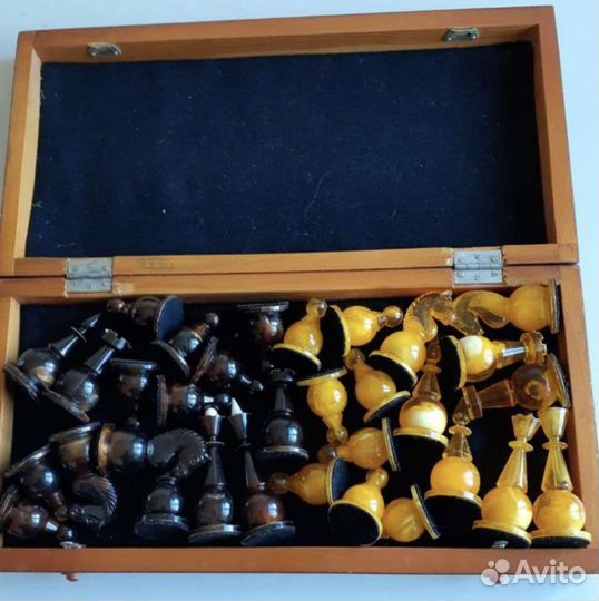 Шахматы янтарные СССР