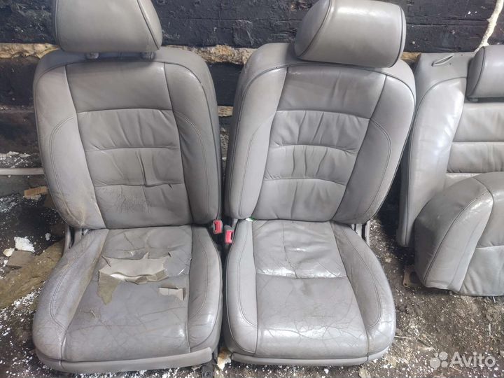 Салон toyota aristo 161