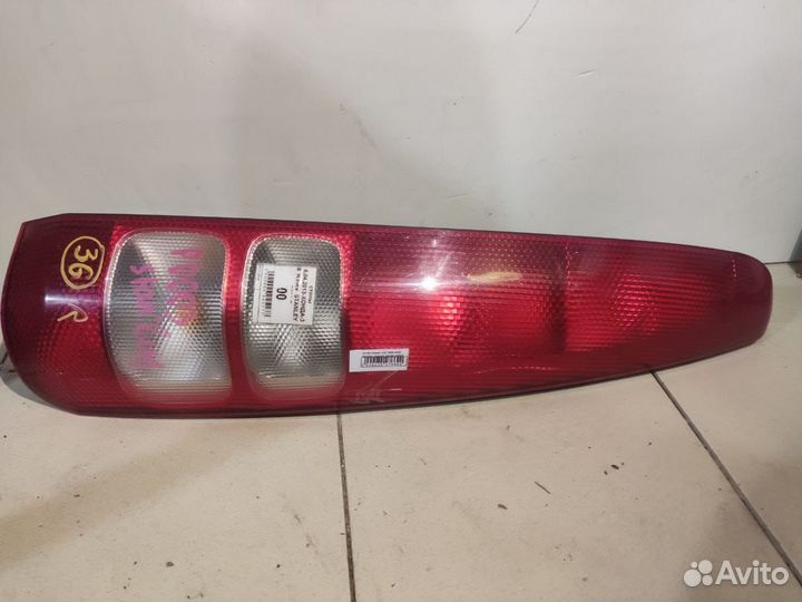 Фонарь Honda HRV Stanley p0003