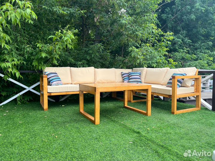 Набор просторной мебели «люкс» в террасу