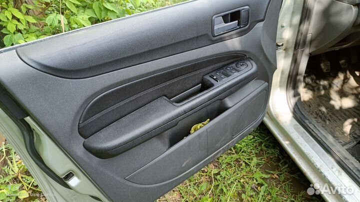 В разборе Форд фокус 2 дорест МКПП 2.0 145 л.с