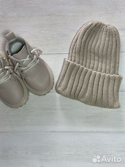 Детская шапочка новая