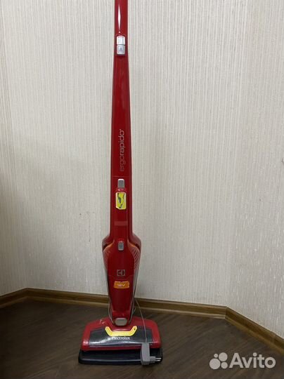 Пылесос швабра electrolux