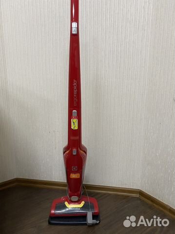 Пылесос швабра electrolux