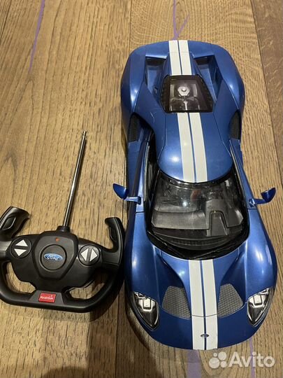 Радиоуправляемая машина Ford