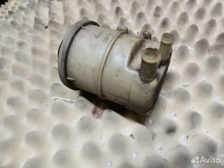 Расширительный бачок renault logan 1