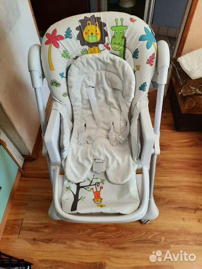 Детский стульчик для кормления