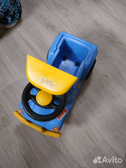 Машинка каталка