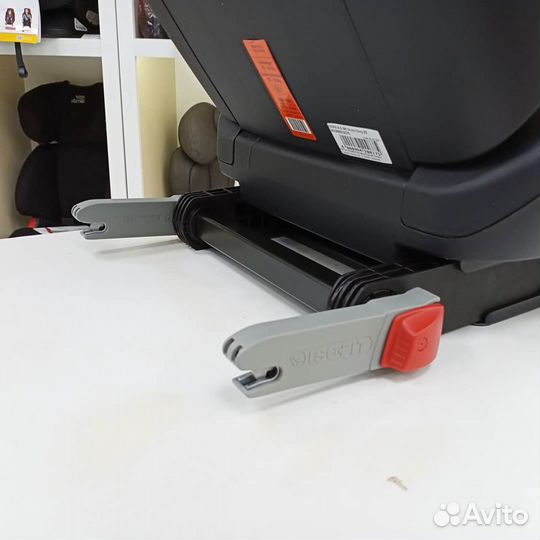 Автокресло 3-12лет Britax Roemer Kidfix 3S серый