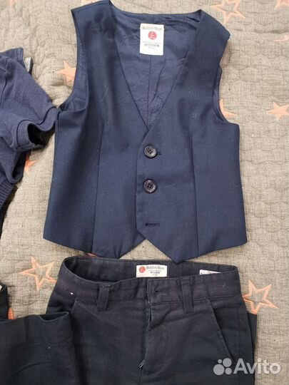 Одежда в школу на мальчика 122 размер. Пакетом
