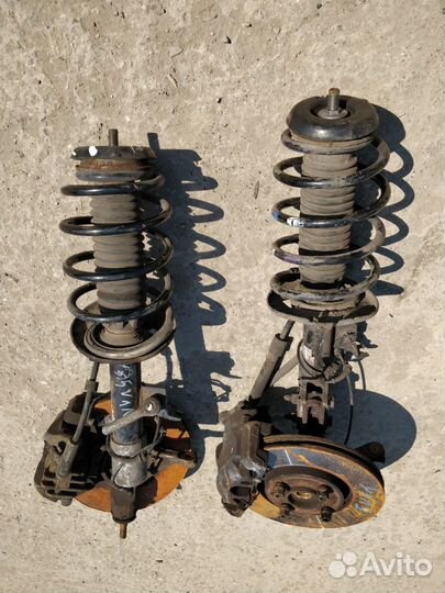 Стойка в сборе передняя Ситроен Берлинго Б9 1.6