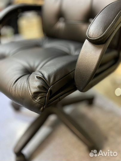 Компьютерное кресло