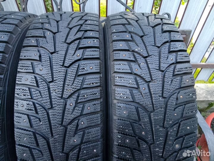 Hankook Winter I'Pike RS2 W429 205/65 R15