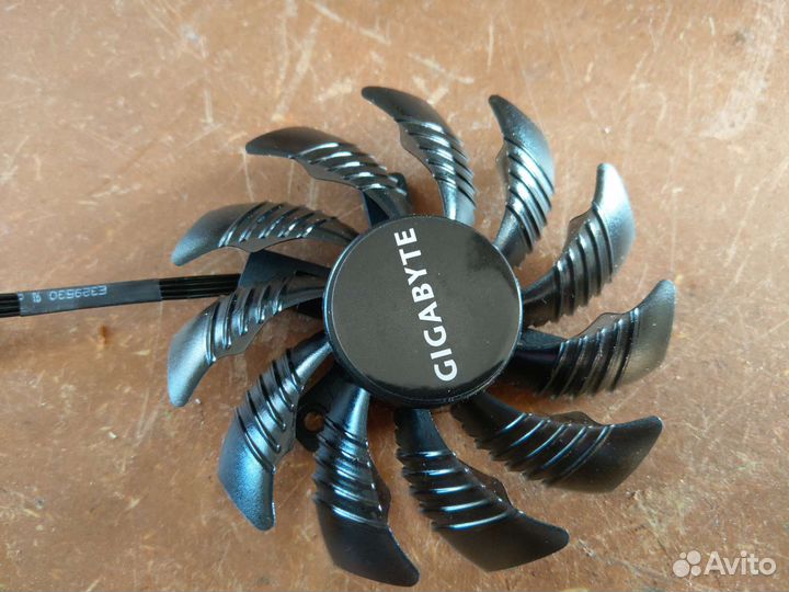 Кулеры для видеокарты Gigabyte GTX1070 G1