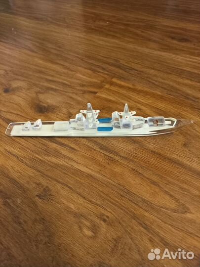 Модель корабля лодки