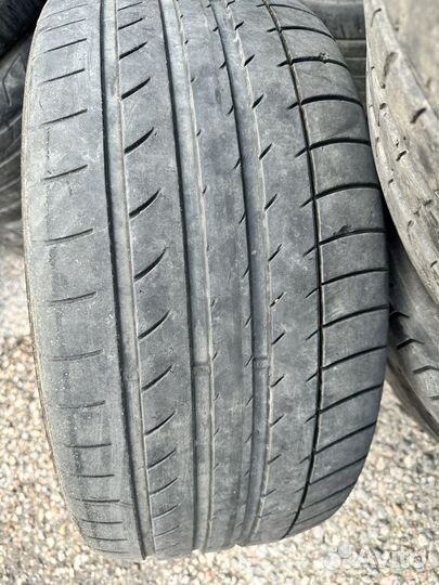 Dunlop SP Sport Maxx GT 275/40 R20