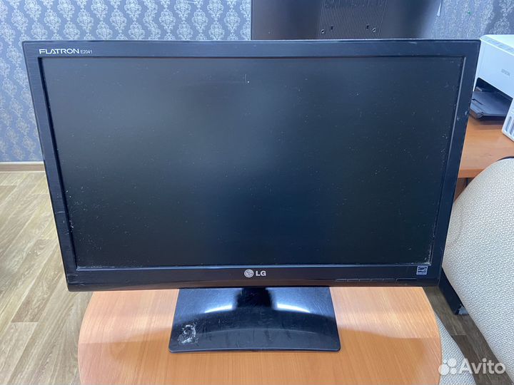 Монитор LG 19'