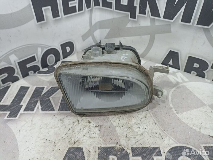 Противотуманные фары Mercedes W208
