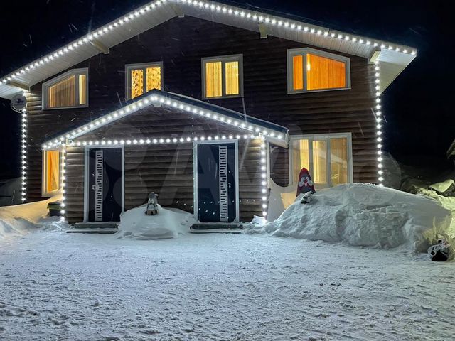 Коттедж 160 м² на участке 12 сот.