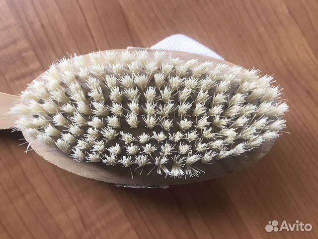 Массажная щетка для тела антицеллюлитная