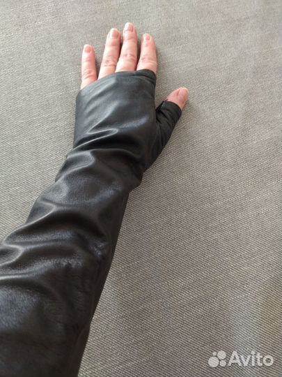 Длинные кожаные перчатки женские