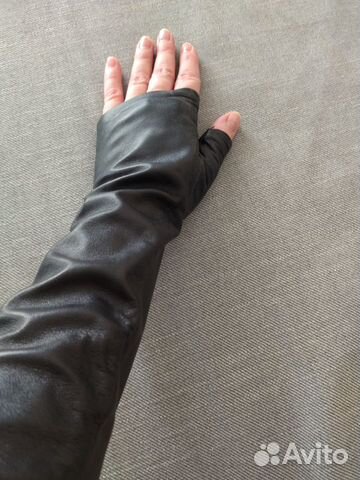 Длинные кожаные перчатки женские