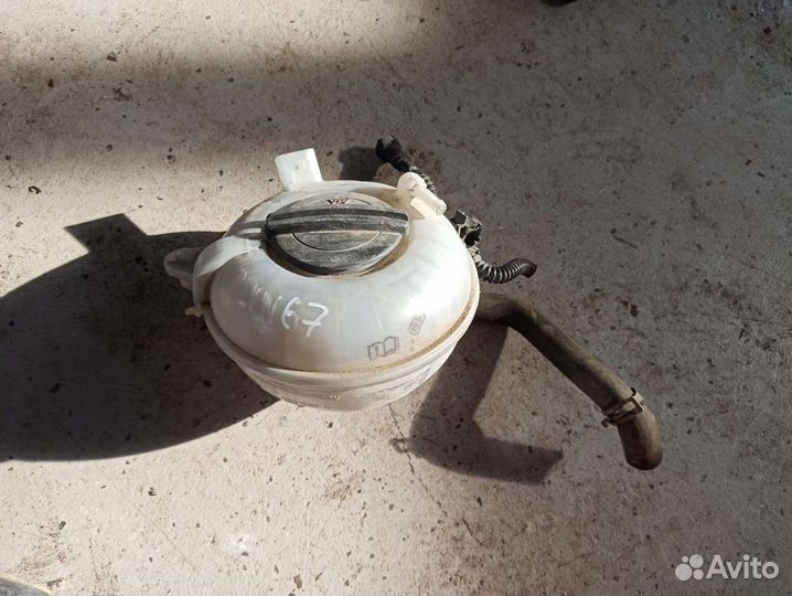 Расширительный бачок VW Golf 7