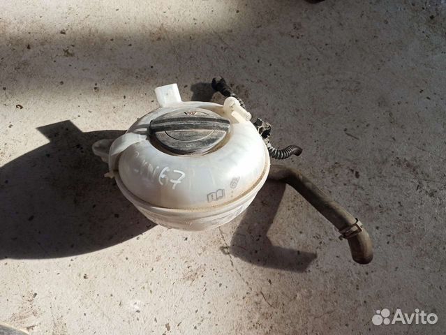 Расширительный бачок VW Golf 7