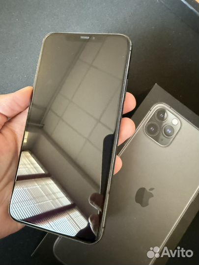 iPhone 11 Pro Max, 64 ГБ