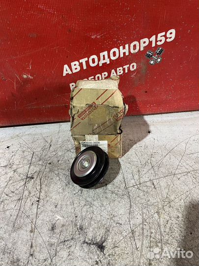 Toyota Land Cruiser ролик натяжной