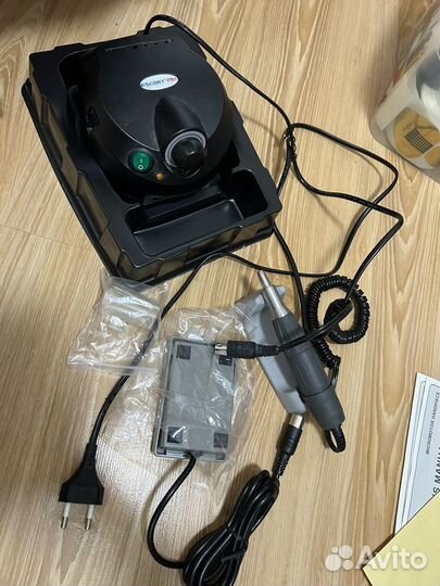 Для наращивания ногтей