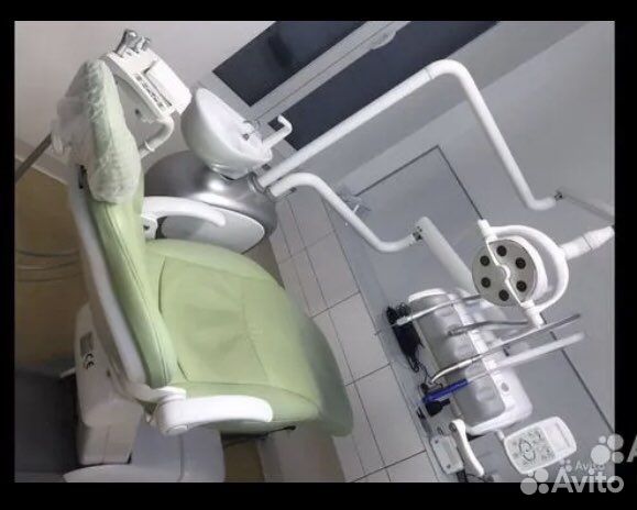 Стоматологическое кресло