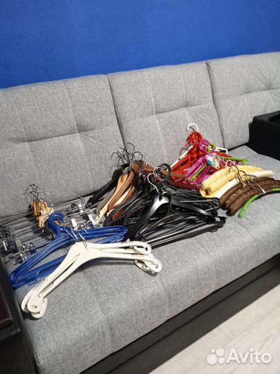 Вешалки для одежды ассорти